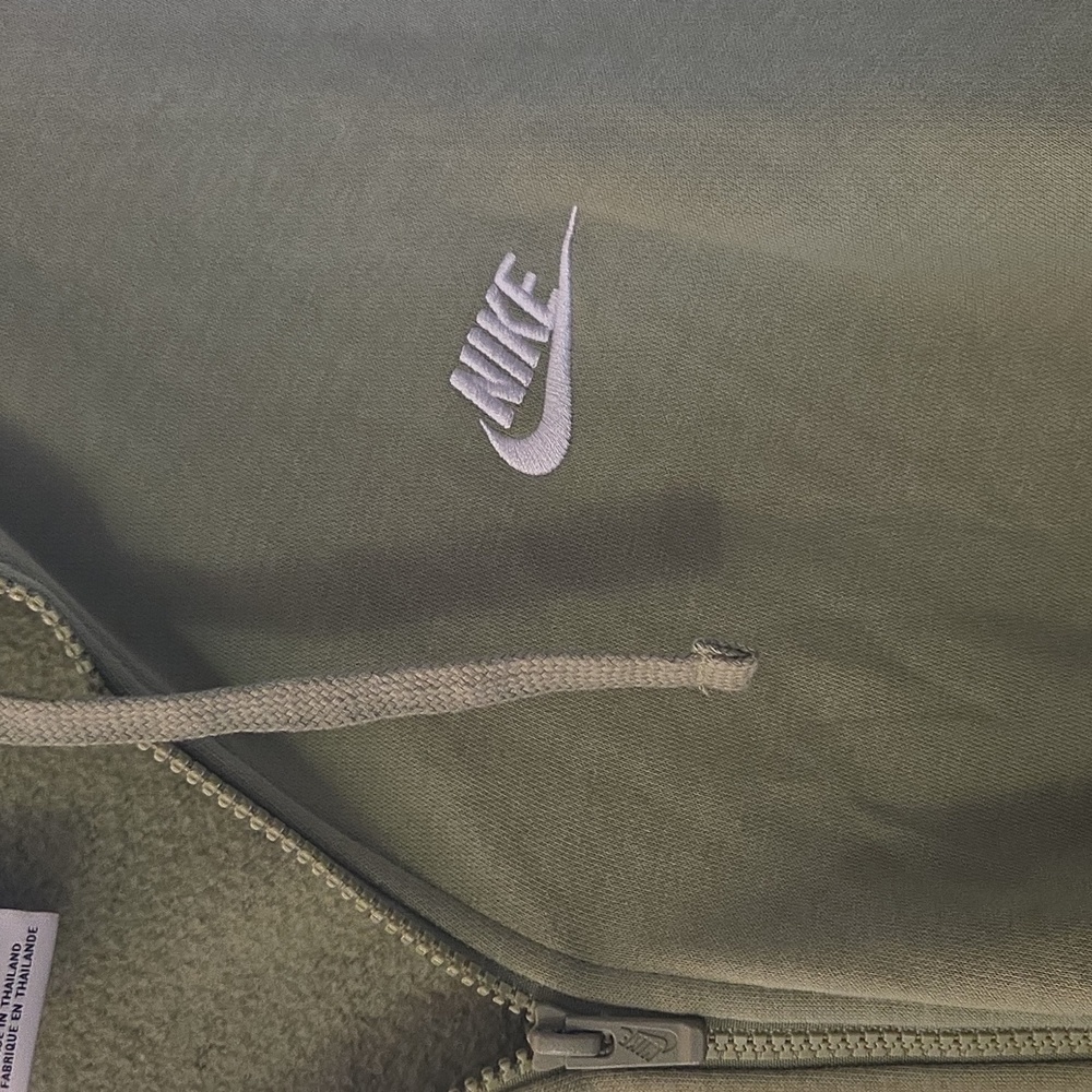 Nike Olive Green Zip-Up Hoodie XL - Picture 2 of 4